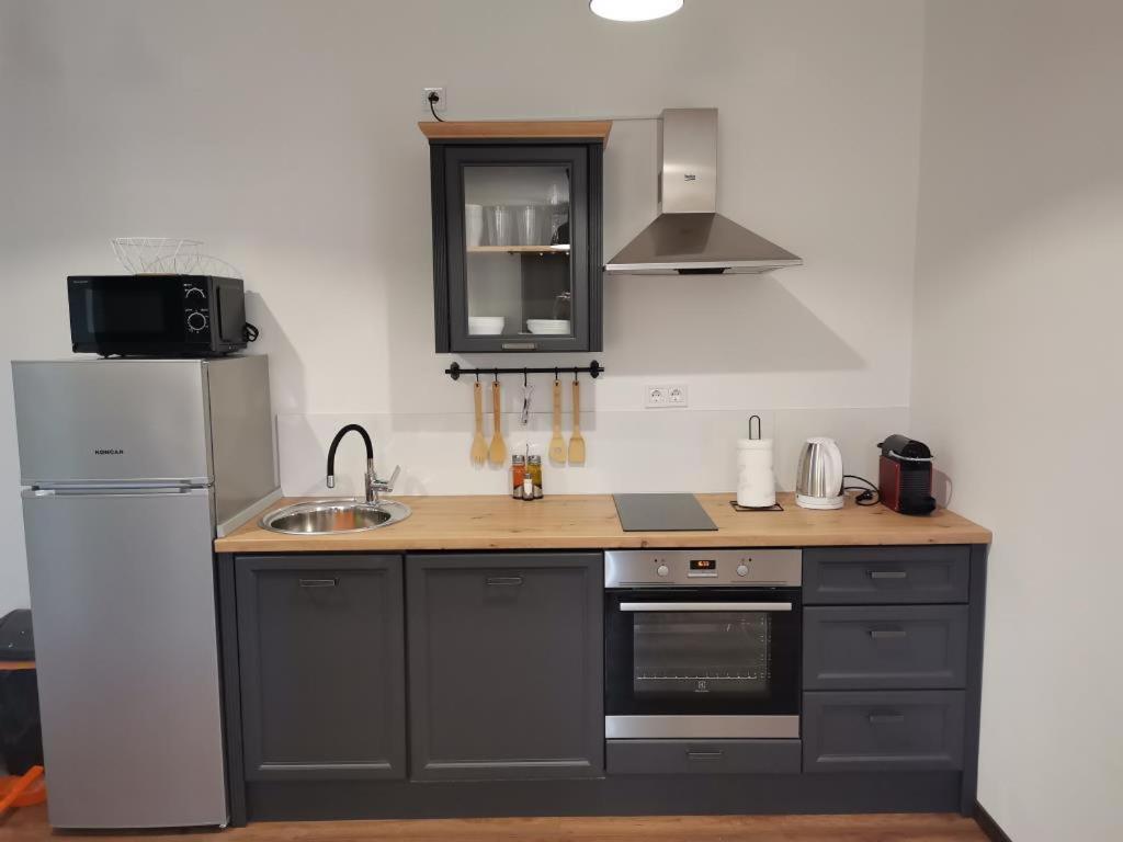 Apartment Dragana, Jezera, Island Murter Экстерьер фото